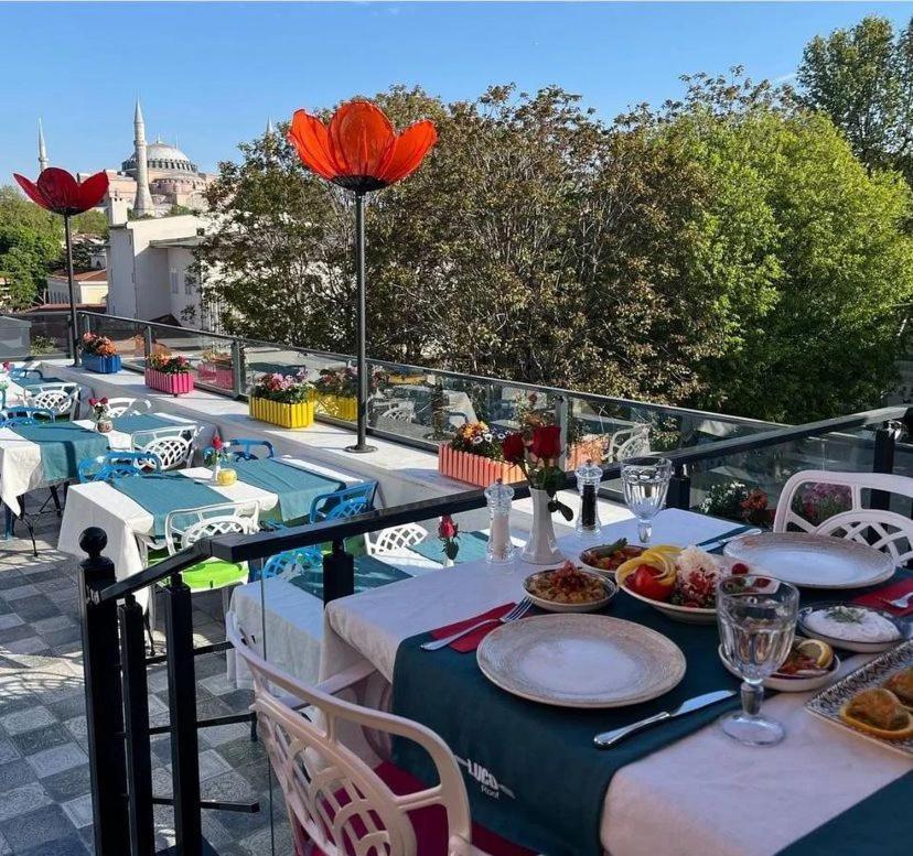 Raymond Blue Hotel Istanbul Eksteriør billede